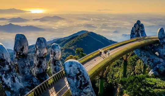 Việt Nam lọt top 10 điểm đến du lịch được tìm kiếm nhiều nhất thế giới