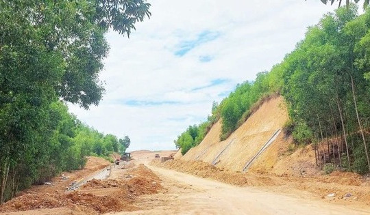 TP trực thuộc Trung ương trẻ nhất Việt Nam thu hồi dự án sân golf gần 2.000 tỷ