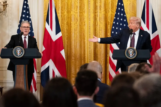 Thỏa thuận thương mại đầu tiên của ông Trump có những gì?