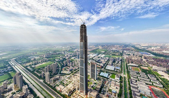 Tòa tháp cao nhất thế giới - từng là biểu tượng cho làn sóng 'nhà chọc trời bỏ hoang' sắp được thi công trở lại