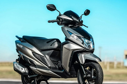 Mẫu xe máy siêu tay ga cỡ nhỏ của Honda vừa ra mắt: Nhìn sành điệu hơn SH Mode, giá cực yêu thương