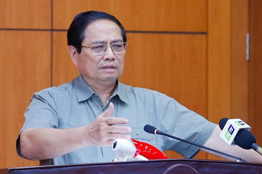 Thủ tướng đề nghị tỉnh sắp ‘về chung nhà’ với Hưng Yên lấn biển để phát triển kinh tế, làm ngay tuyến đường thẳng nhất với quy mô 10 làn xe kết nối thủ phủ của 2 tỉnh