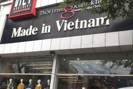 Thực hư chuyện Thương hiệu Việt 22 năm tuổi sắp đóng cửa: Dân tình đổ xô săn hàng giữa 'cơn bão sale sập sàn'