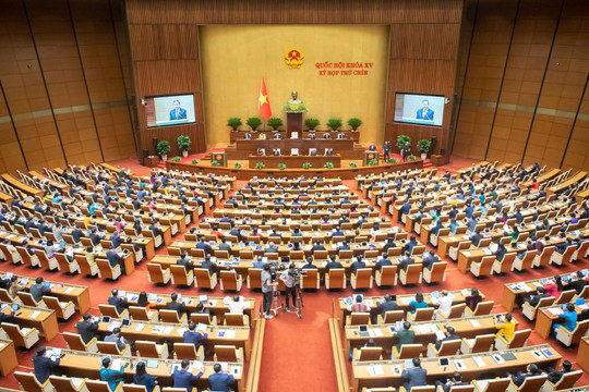 TRỰC TIẾP: Quốc hội thảo luận về sửa đổi, bổ sung một số điều của Hiến pháp năm 2013