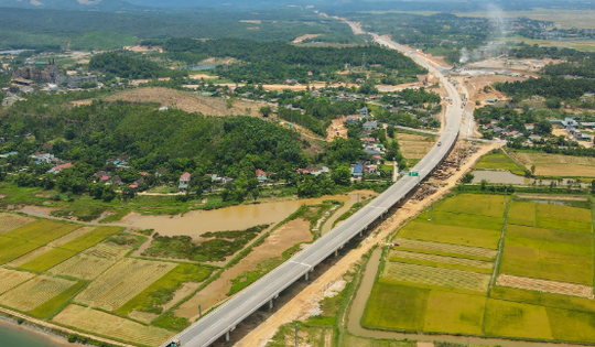 Sắp thông xe cao tốc 55km hơn 12.500 tỷ do Liên danh Sơn Hải thi công