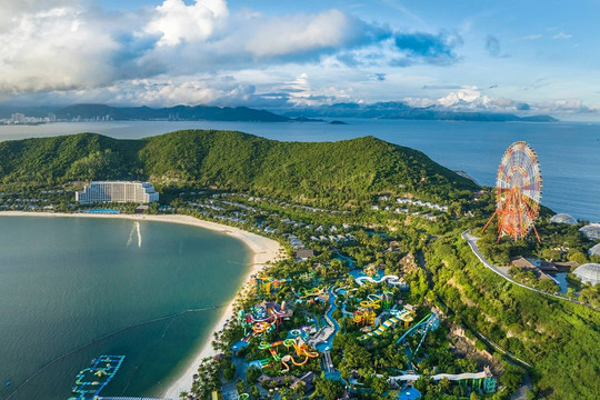 ‘Hòn ngọc Biển Đông’ của Việt Nam được gọi tên trong top 15 điểm đến nổi bật nhất hè 2025