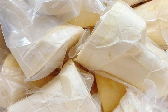 Phần tưởng bỏ đi của cây dừa không ngờ là đặc sản hiếm: Giá tới 150.000 đồng/kg, được săn lùng khắp nơi