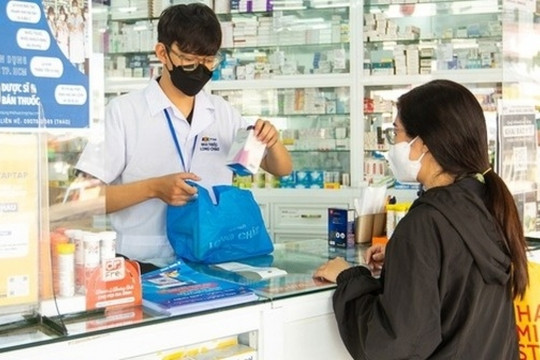 Hành vi cho thuê bằng dược sĩ mở quầy thuốc, hiệu thuốc bán thuốc giả sẽ bị xử lý thế nào?