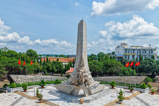 Diện mạo thủ phủ của tỉnh rộng nhất Đông Nam Bộ trước khi sáp nhập
