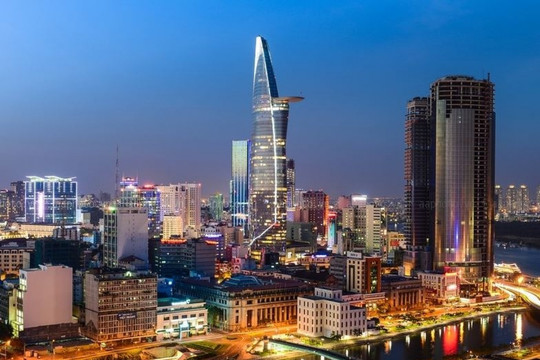 TP Hồ Chí Minh cùng Vingroup khảo sát thực địa, lập kế hoạch chuyển đổi toàn bộ 400.000 xe máy xăng của shipper và xe ôm công nghệ sang xe điện