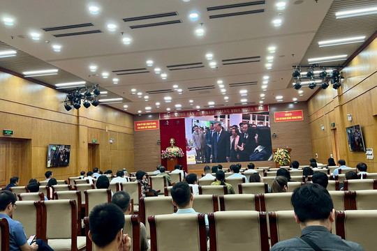 Đảng ủy MTTQ, đoàn thể Trung ương quán triệt, triển khai các nghị quyết của Bộ Chính trị