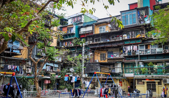 Cận cảnh khu tập thể cũ nát tại ‘đất vàng’ Hà Nội sắp được cải tạo thành tòa nhà cao 55 tầng