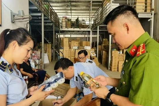 Vĩnh Phúc xử lý cơ sở buôn mỹ phẩm giả mạo loạt thương hiệu đình đám