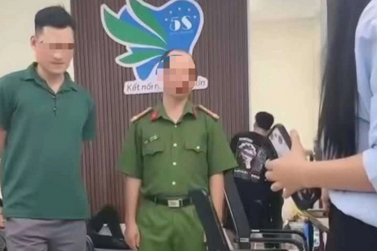 Bộ Công an đình chỉ công tác một cán bộ