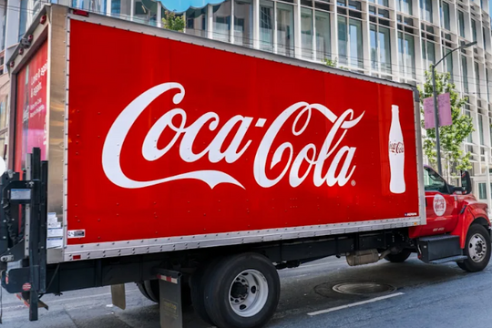 Coca-Cola đóng cửa nhà máy 31 năm tuổi, bị chỉ trích vì thải ra đại dương 602 triệu kg rác thải nhựa mỗi năm