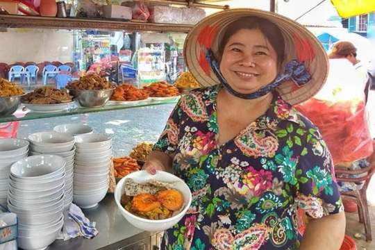 Người phụ nữ Việt duy nhất được ‘vua ẩm thực’ ca ngợi là 'huyền thoại' đột tử ở tuổi 59