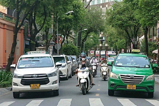 Xanh SM và Grab 'nuốt chửng' thị trường gọi xe: 2 ông lớn taxi truyền thống còn chia nhau vỏn vẹn 3% thị phần