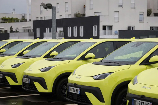 Chưa từng có trong lịch sử: Doanh số tăng hơn 350%, BYD vượt xa Tesla ở một thị trường quan trọng