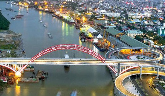 Vùng đất bên sông Bạch Đằng lịch sử mới lên thành phố, giá đất vụt lên hơn 200 triệu/m2
