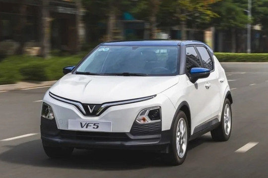 Một mẫu xe của VinFast 'nuốt chửng' đối thủ, chiếm gần 80% thị phần CUV cỡ A+