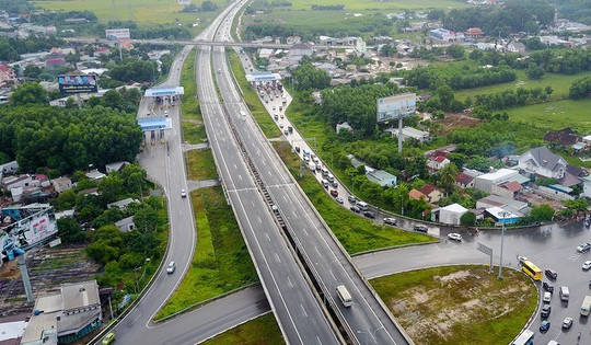 Chỉ 10 ngày nữa, xe máy sẽ không được đi vào đường dẫn cao tốc có lưu lượng lớn nhất Việt Nam