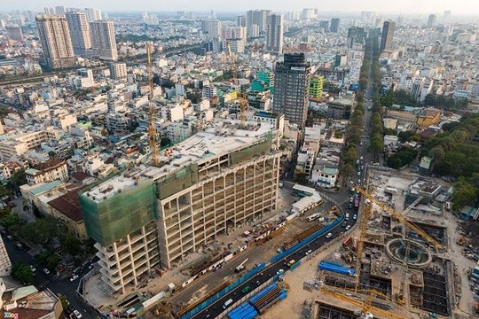 Không thể gỡ nợ xấu nếu tín dụng bất động sản 'đóng băng'
