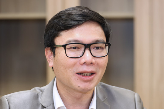 Khi Việt - Pháp cùng coi nhau là 'cửa ngõ'