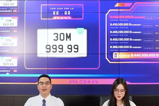 Biển số ngũ quý 9 siêu VIP của Hà Nội vừa được chốt giá rẻ bất ngờ