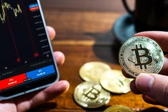 Bitcoin ăn đứt đồng hồ xa xỉ trong mắt giới đầu cơ