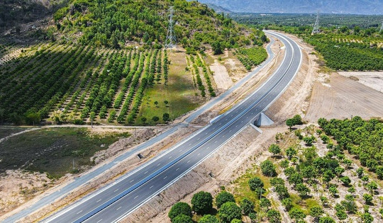 Tập đoàn Sơn Hải gửi cam kết đến Chính phủ, muốn hoàn thiện hơn 260km thuộc tuyến cao tốc chạy dọc đất nước