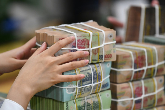 Lãi suất ngân hàng hôm nay 2/6/2025: Ba nhà băng gửi tiền có lãi cao nhất