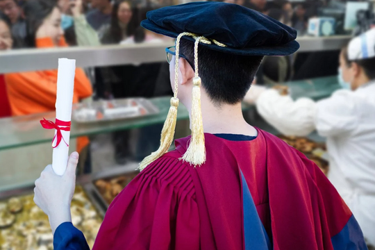 Một trường Đại học tuyển quản lý căng tin có bằng Tiến sĩ, lương 650 triệu đồng/năm
