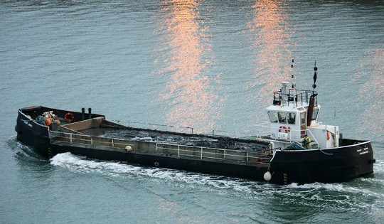 TP giàu nhất Việt Nam thiết lập luồng xanh vận chuyển cát cho tuyến đường vành đai hơn 75.000 tỷ