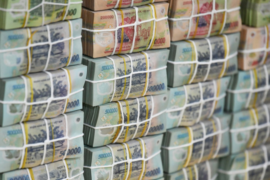Lãi suất ngân hàng hôm nay 3/6/2025: Cao nhất gần 10%/năm dành cho tiền gửi từ 1.500 tỷ đồng