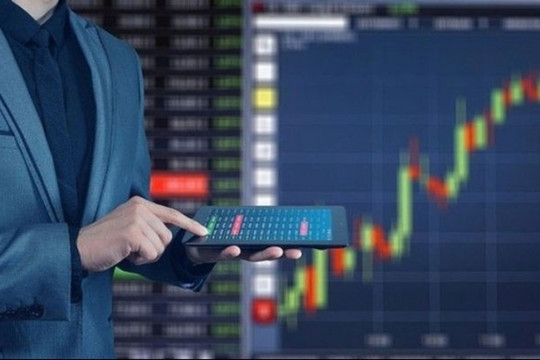 Cổ phiếu đáng chú ý 5/6: DBC, DXG, TCB