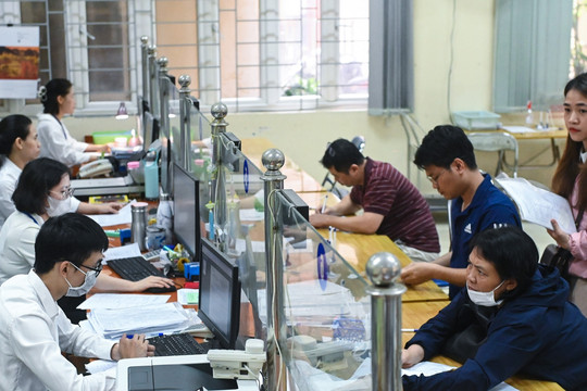 Còn hơn 64.000 tỷ chưa chi, lao động thất nghiệp vẫn nhận trợ cấp 'chưa đủ sống'
