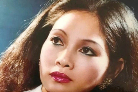 Nữ NSND mang quân hàm Đại tá: Là cô giáo của nhiều NSND, NSƯT, ca sĩ nổi tiếng nhất nhì Việt Nam, U70 hạnh phúc bên chồng cùng nghề