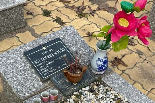 Thông tin chính thức về mộ ‘liệt sĩ 6 tuổi’ gây xôn xao dư luận