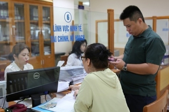 Quy định mới nhất về tiền lương, phụ cấp đối với cán bộ, công chức từ tỉnh, huyện về cấp xã mới công tác