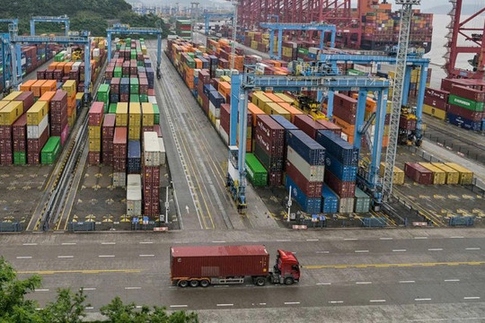 Kinh tế toàn cầu tăng trưởng ì ạch chưa từng thấy trong gần 70 năm