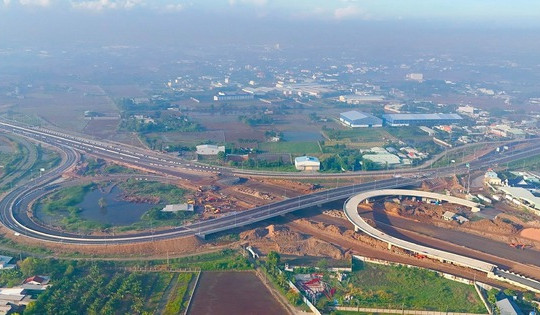 Siêu nút giao 115.000 tỷ đồng kết nối 3 trục đường huyết mạch của TP. HCM sắp thành hình