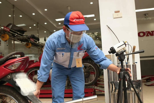 Cục Đăng kiểm Việt Nam đưa giải pháp tránh ‘vỡ trận’ kiểm định khí thải xe máy