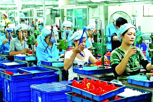 Chuyên gia khẳng định: Kinh tế Việt Nam vẫn thể hiện sức bền giữa ‘cơn bão thuế quan’
