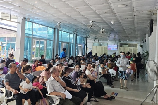 BHXH phát công văn khẩn: Chấm dứt ngay tình trạng 'muốn phòng mát phải trả thêm tiền'