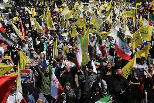 Tổng thống Mỹ Trump nói ‘biết mọi thứ’, đã cố gắng cứu Iran