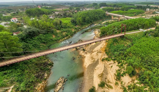 Cầu treo đặc biệt nhất trên tuyến đường Trường Sơn: Dấu ấn tình cảm từ thời chiến đến thời bình của Cuba dành cho Việt Nam