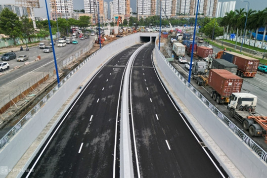 TP.HCM ra ‘tối hậu thư’ giải ngân 500 tỷ/ngày, tránh nguy cơ đội sổ cả nước