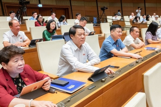 Quốc hội thông qua Luật Việc làm (sửa đổi): Chốt mức hưởng trợ cấp thất nghiệp hàng tháng