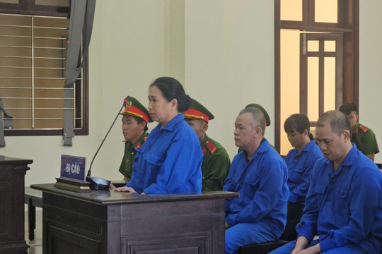 Chính thức tuyên án hơn 80 năm tù với nhóm bán bất động sản