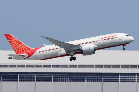 Máy bay Boeing 787 bất ngờ quay đầu khẩn cấp sau chưa đầy 1 giờ cất cánh